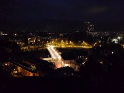 Nacht-Blick auf Grenoble